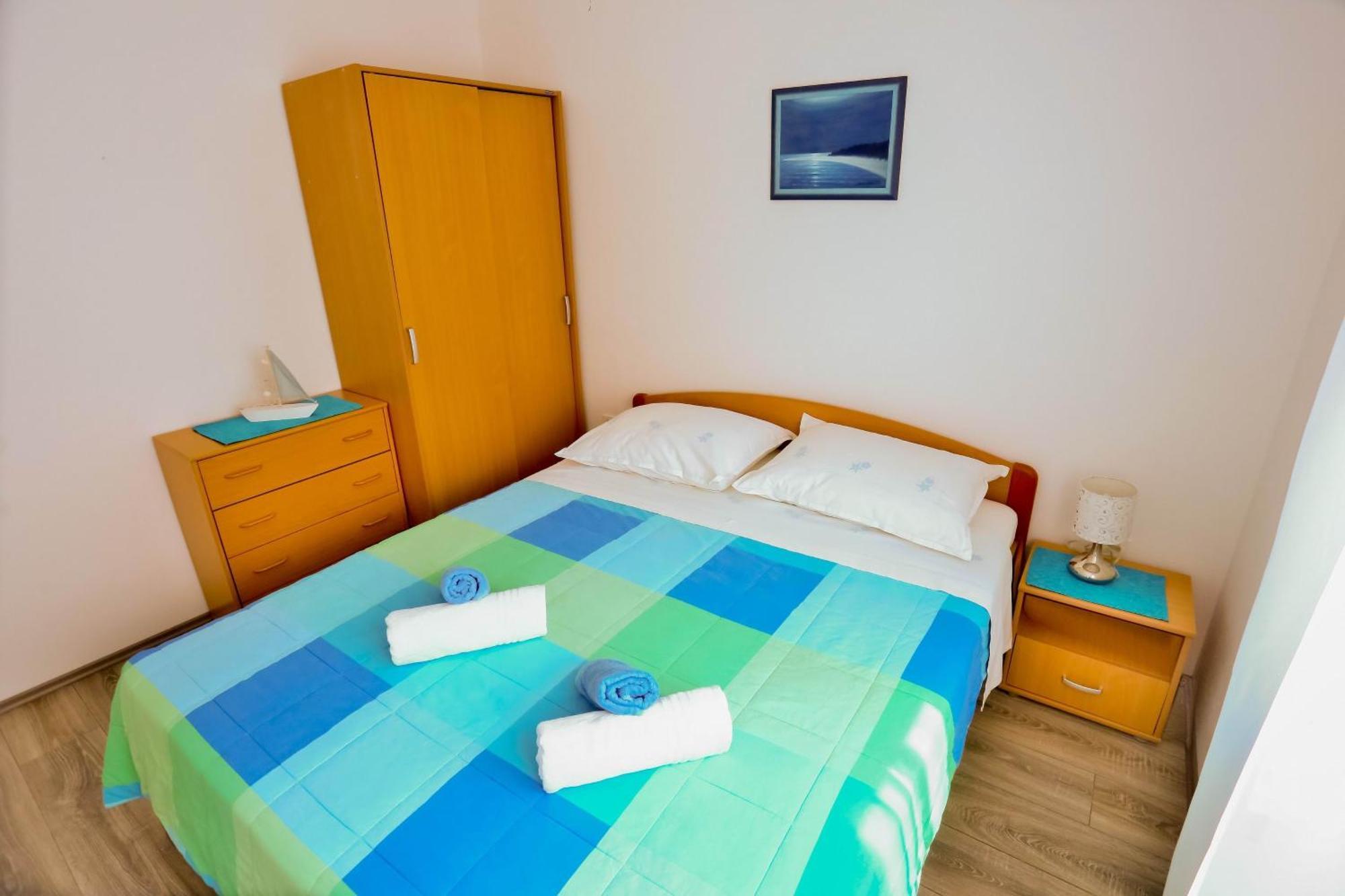 Apartments With A Parking Space Sutivan, Brac - 752 Room photo