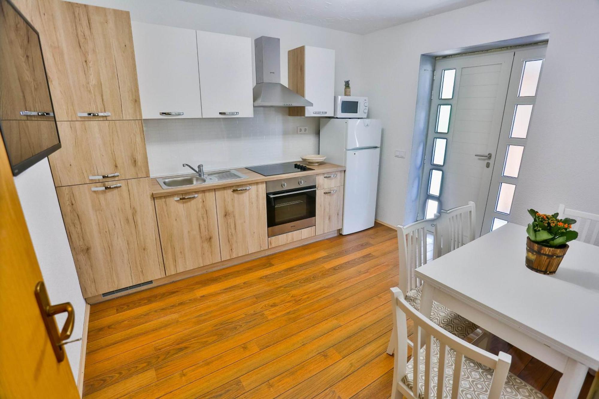 Apartments With A Parking Space Sutivan, Brac - 752 Room photo